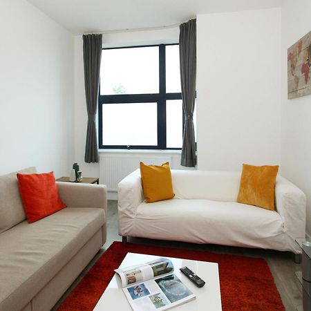 Sapphire House Apartments Telford Eksteriør bilde