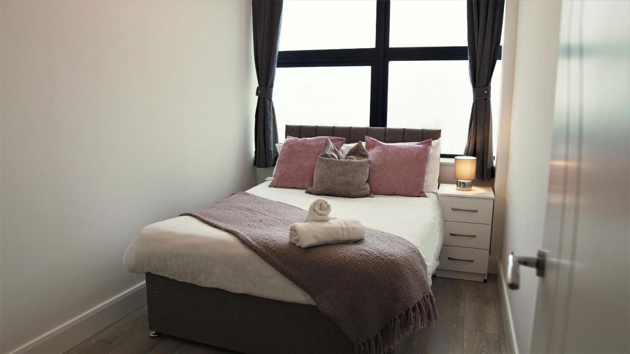 Sapphire House Apartments Telford Eksteriør bilde