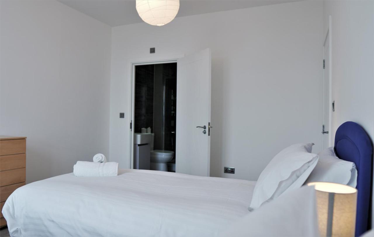 Sapphire House Apartments Telford Eksteriør bilde