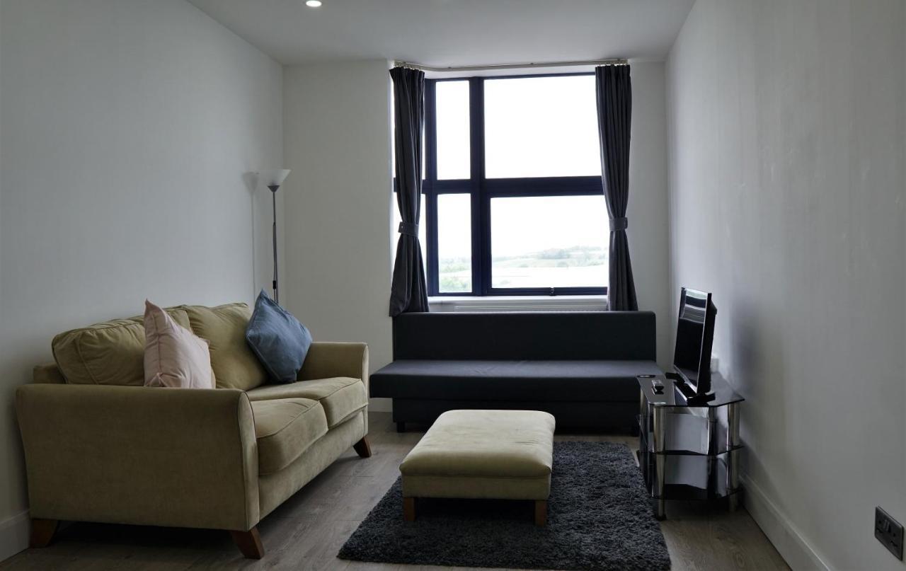 Sapphire House Apartments Telford Eksteriør bilde