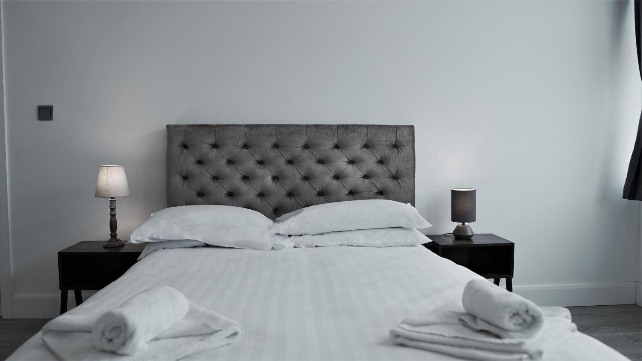 Sapphire House Apartments Telford Eksteriør bilde
