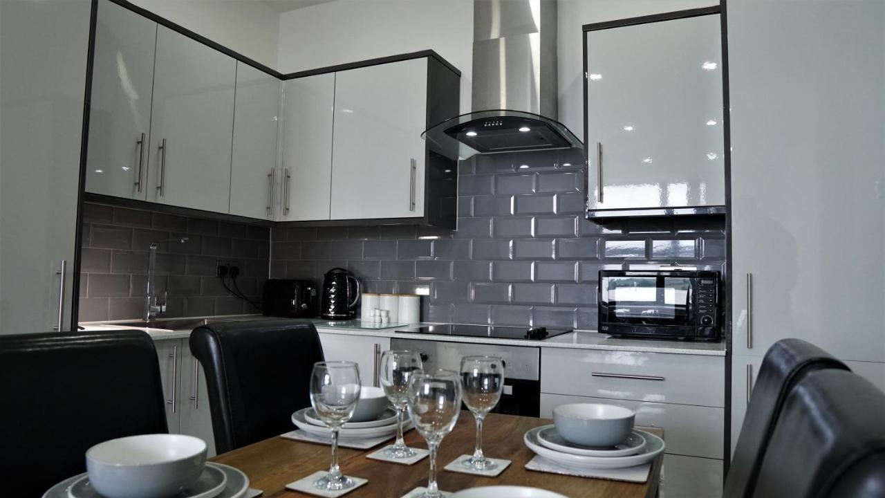 Sapphire House Apartments Telford Eksteriør bilde