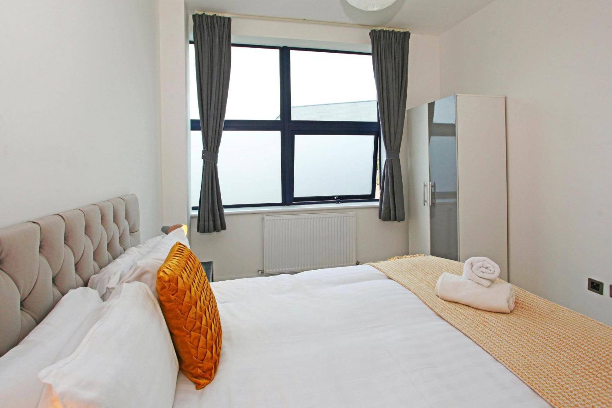 Sapphire House Apartments Telford Eksteriør bilde