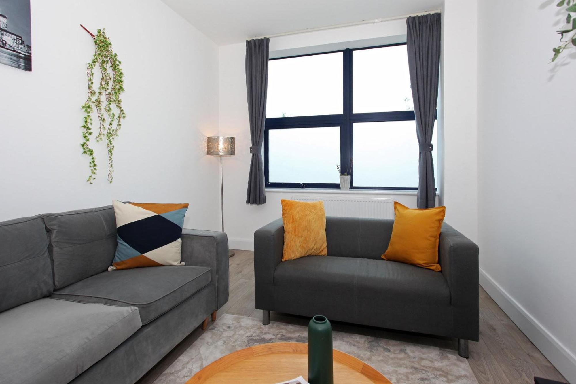 Sapphire House Apartments Telford Eksteriør bilde