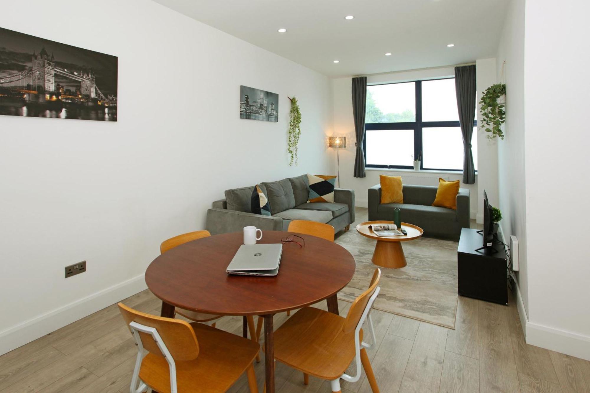 Sapphire House Apartments Telford Eksteriør bilde